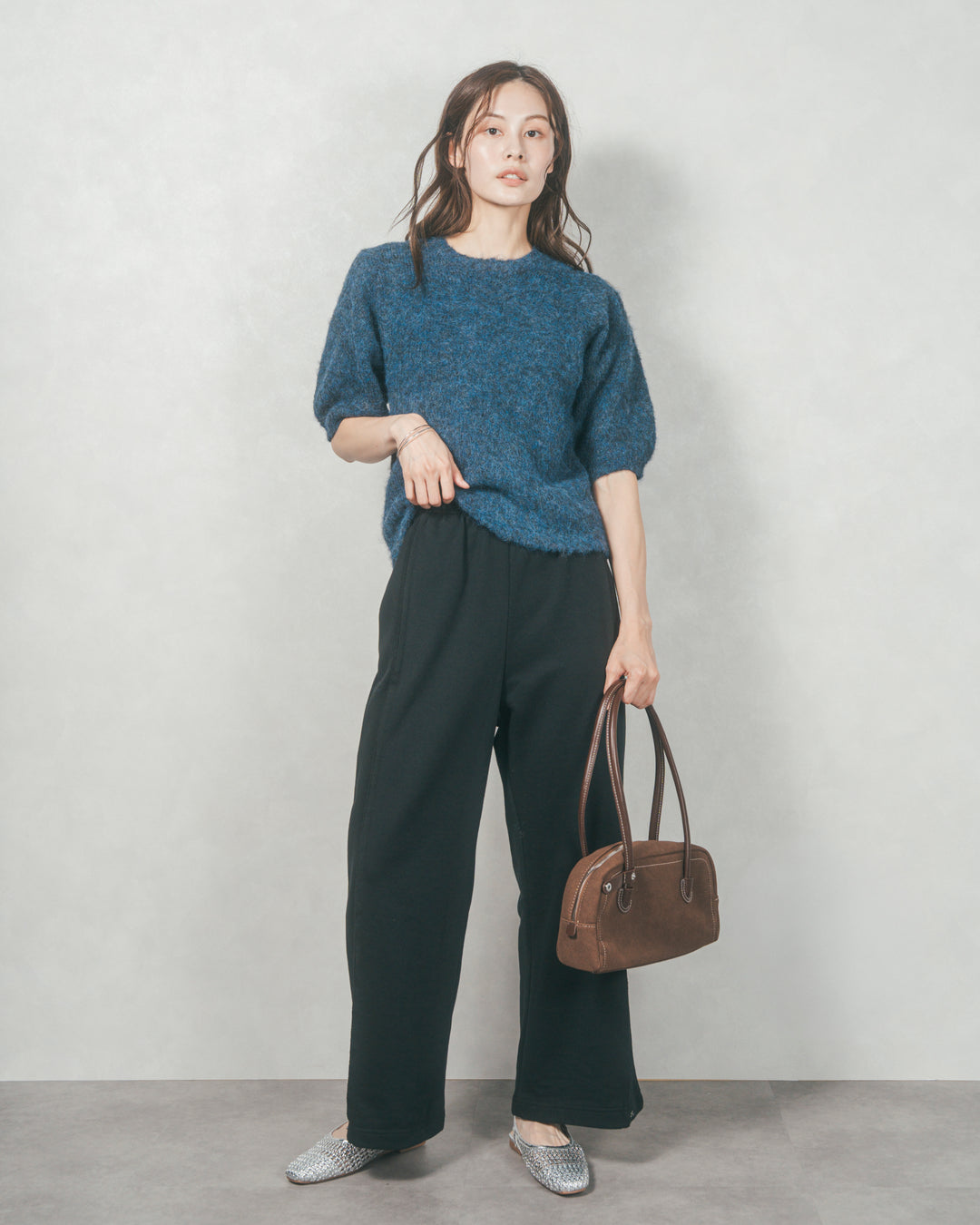 フェザータッチハーフスリーブニット (NAVY)