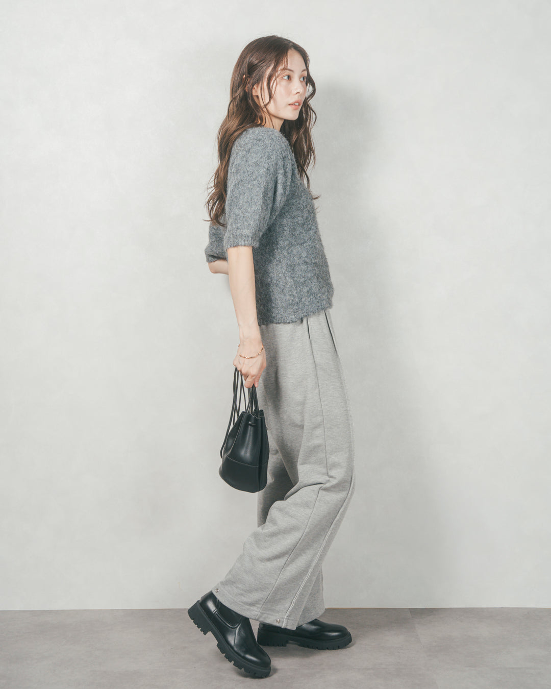 フェザータッチハーフスリーブニット (GRAY)