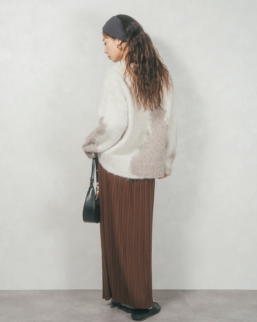 ニュアンスグラデーションShaggyニット (BEIGE)