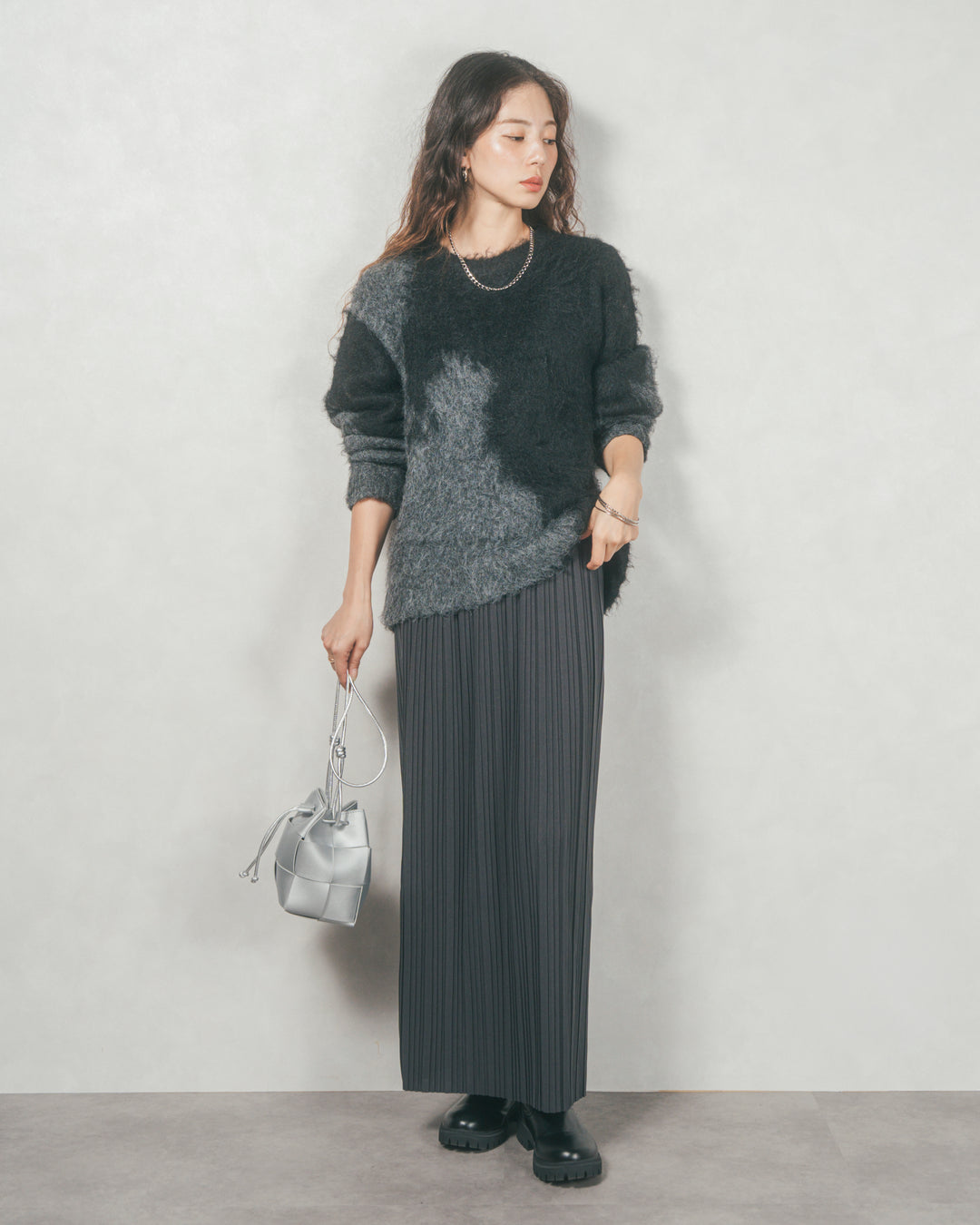 ニュアンスグラデーションShaggyニット (BLACK)