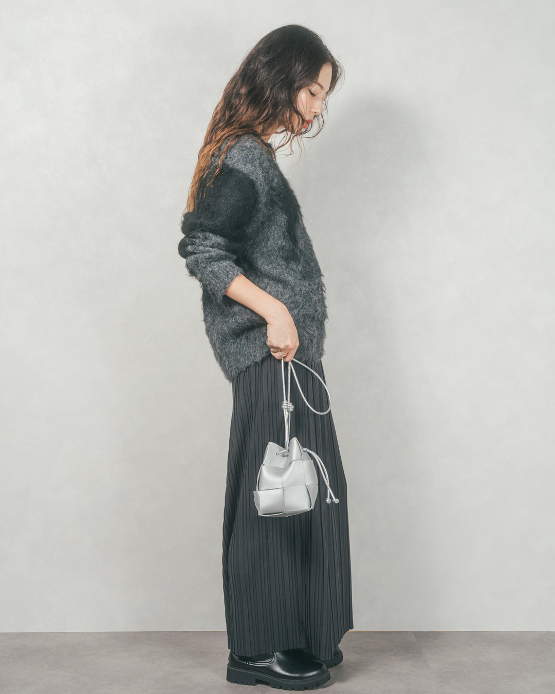 ニュアンスグラデーションShaggyニット (BLACK)