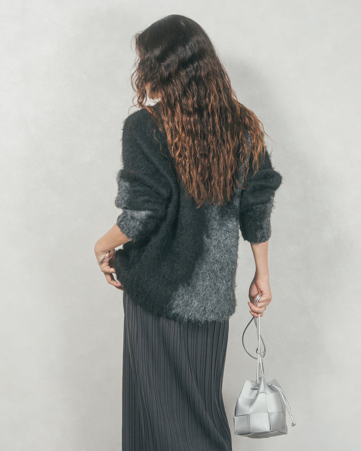 ニュアンスグラデーションShaggyニット (BLACK)