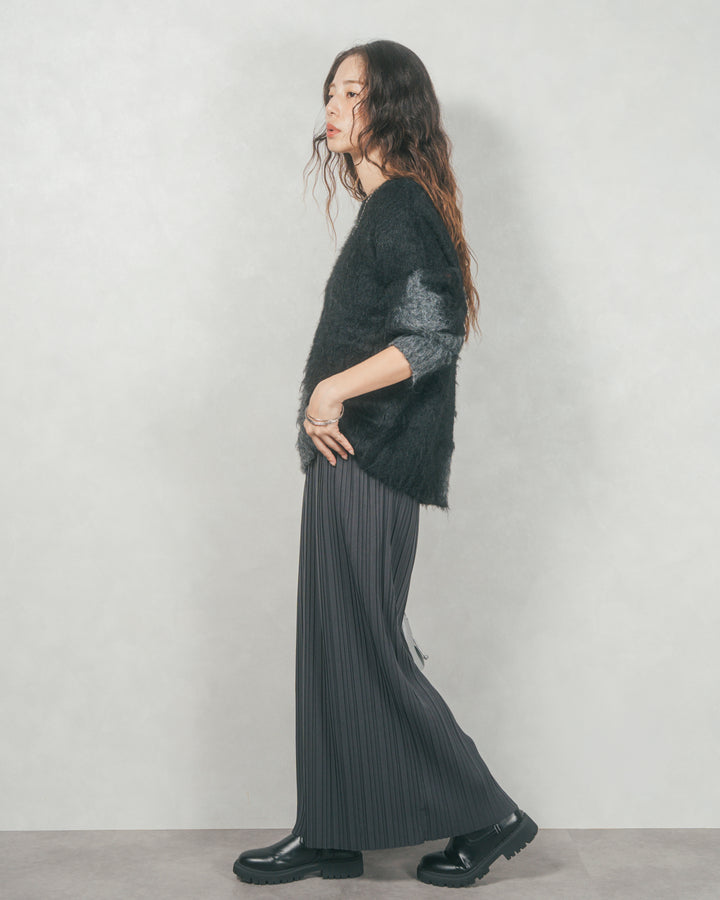 ニュアンスグラデーションShaggyニット (BLACK)