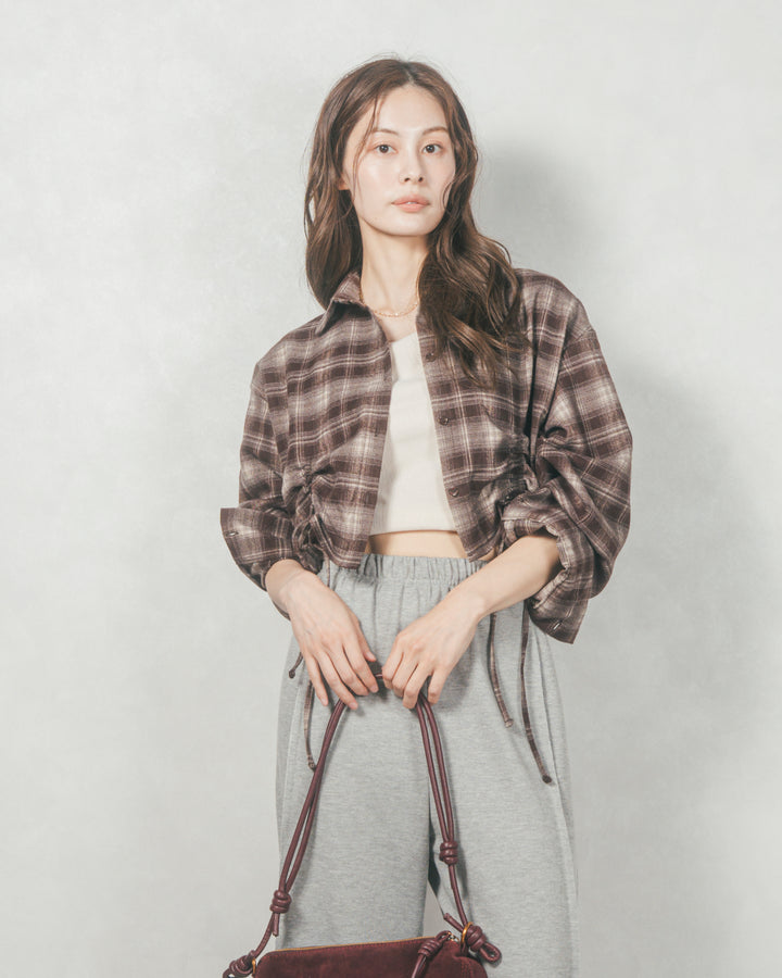 裾ドロストクロップドチェックシャツ (BROWN)