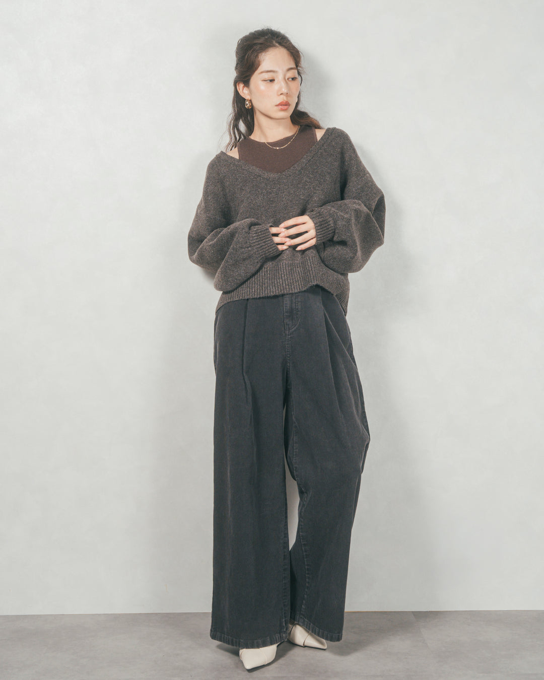 メランジVネックニットレイヤードセット (BROWN x DARK BROWN)