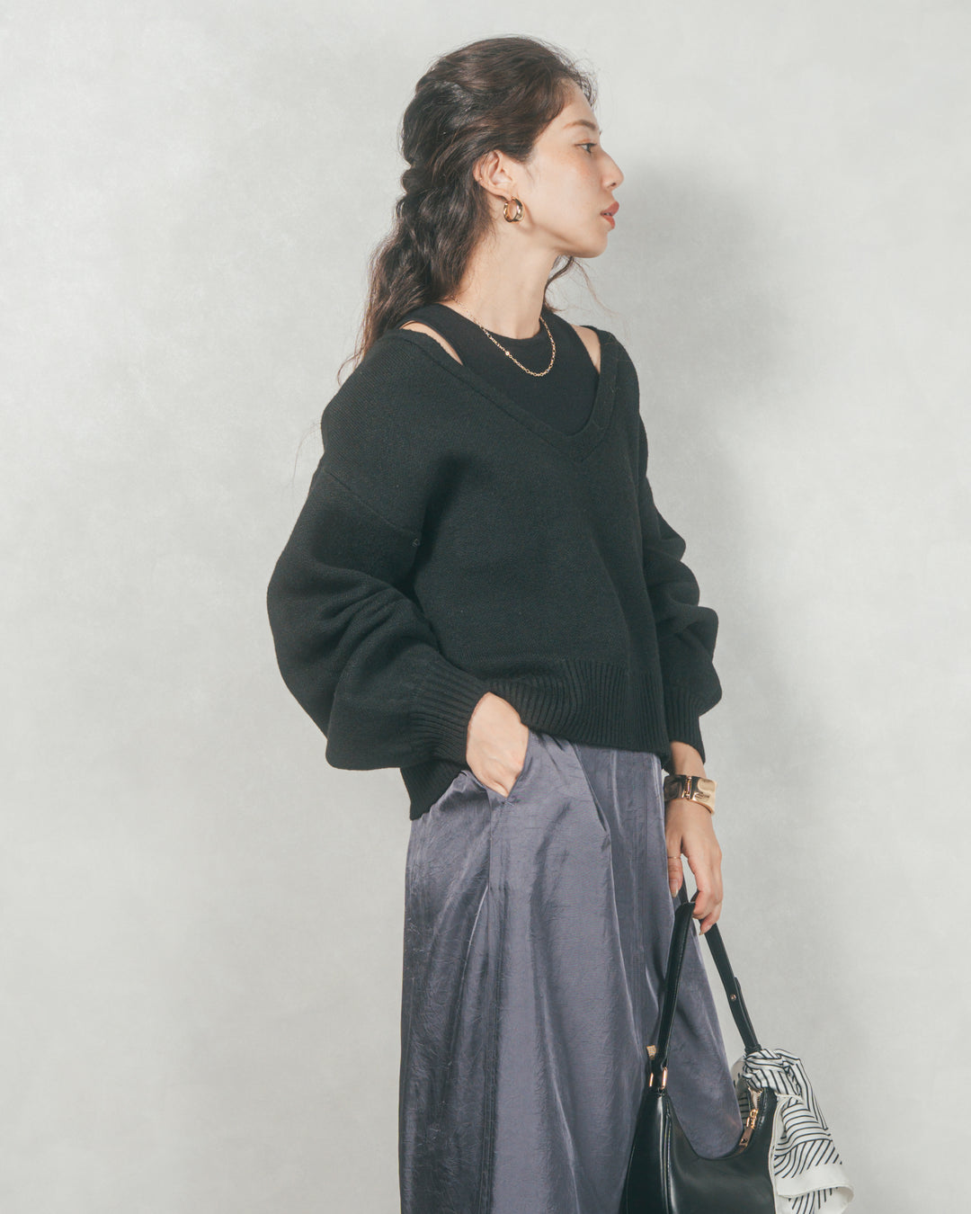 メランジVネックニットレイヤードセット (BLACK x BLACK)