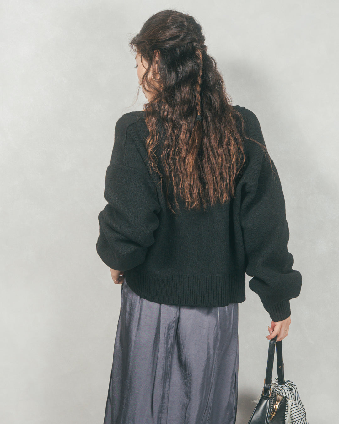 メランジVネックニットレイヤードセット (BLACK x BLACK)