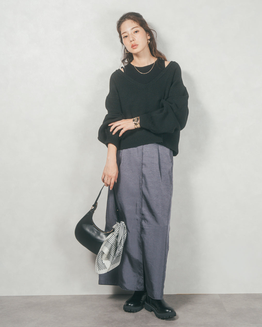 メランジVネックニットレイヤードセット (BLACK x BLACK)