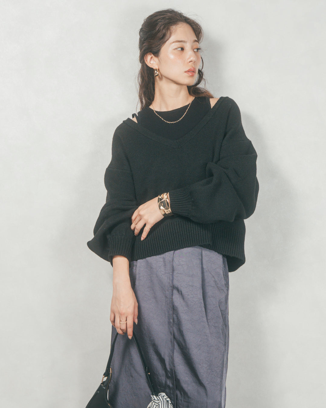 メランジVネックニットレイヤードセット (BLACK x BLACK)