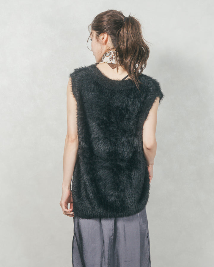 V-ネックフェザーニットベスト (BLACK)