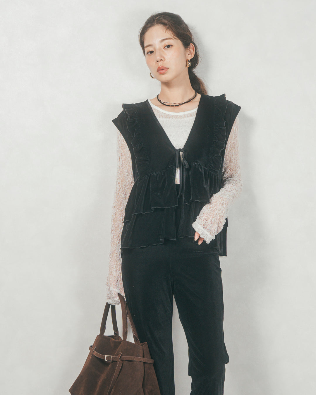 フロントリボンFrillベロアベスト (BLACK)
