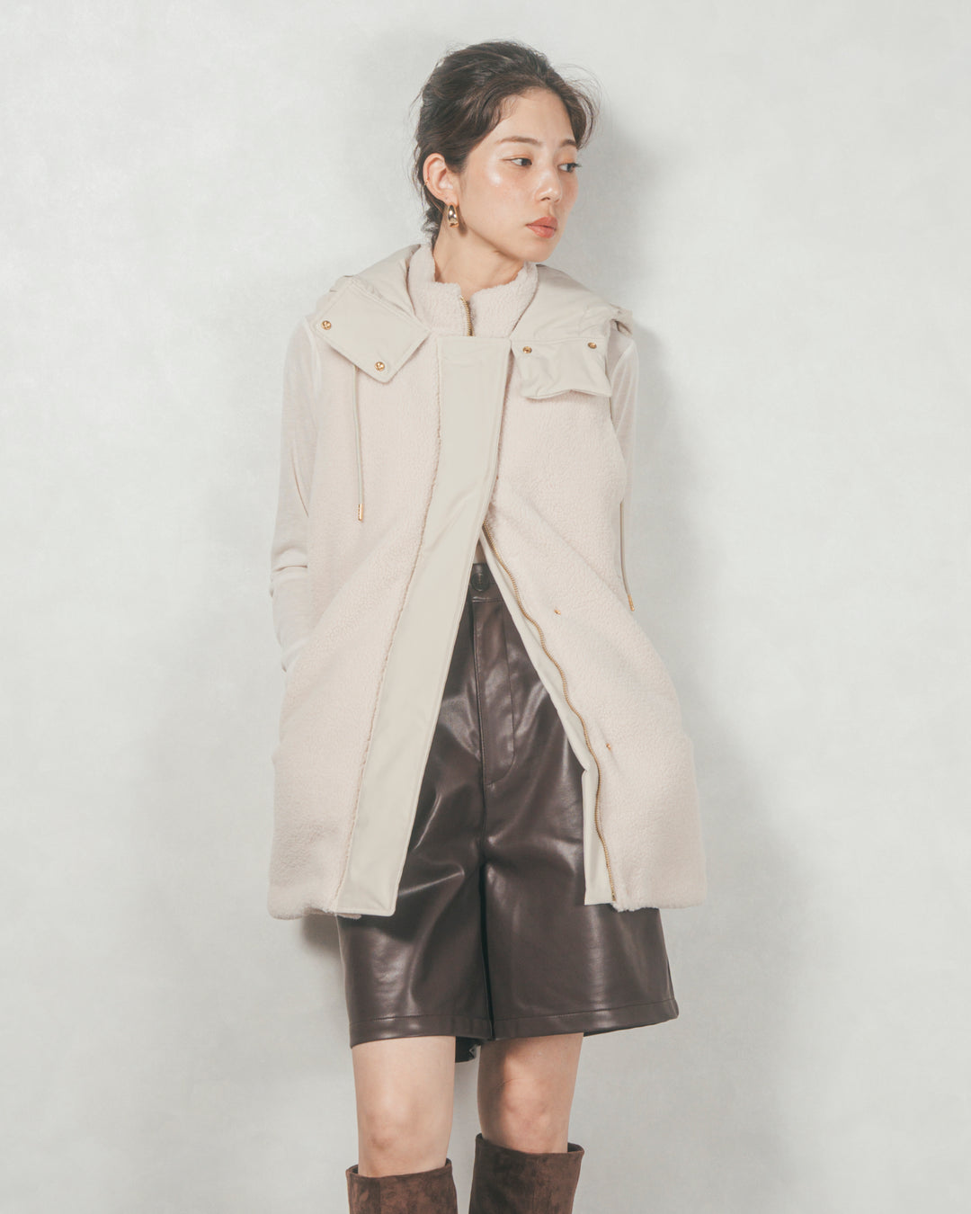 レザーライクハーフパンツ (BROWN)