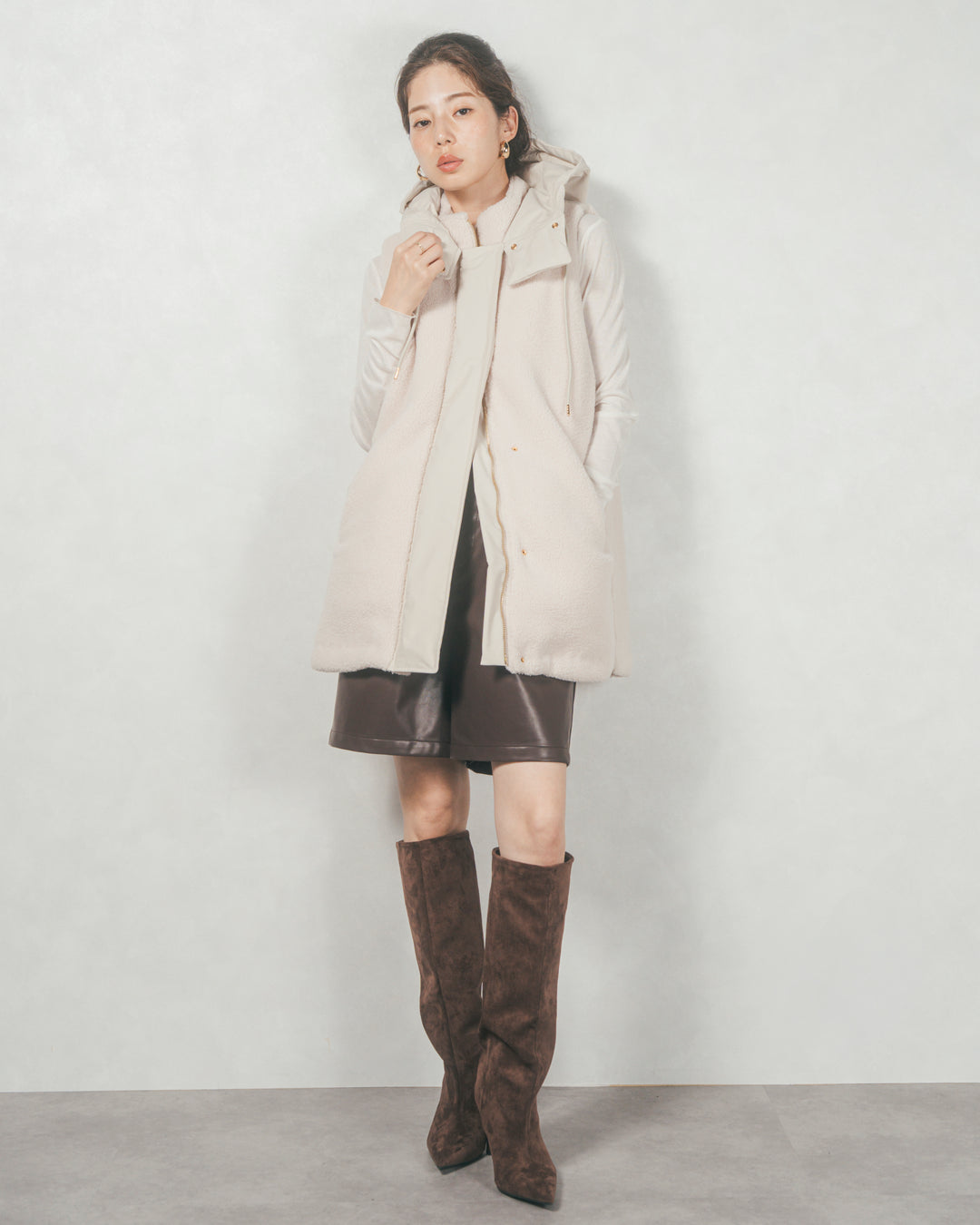 レザーライクハーフパンツ (BROWN)