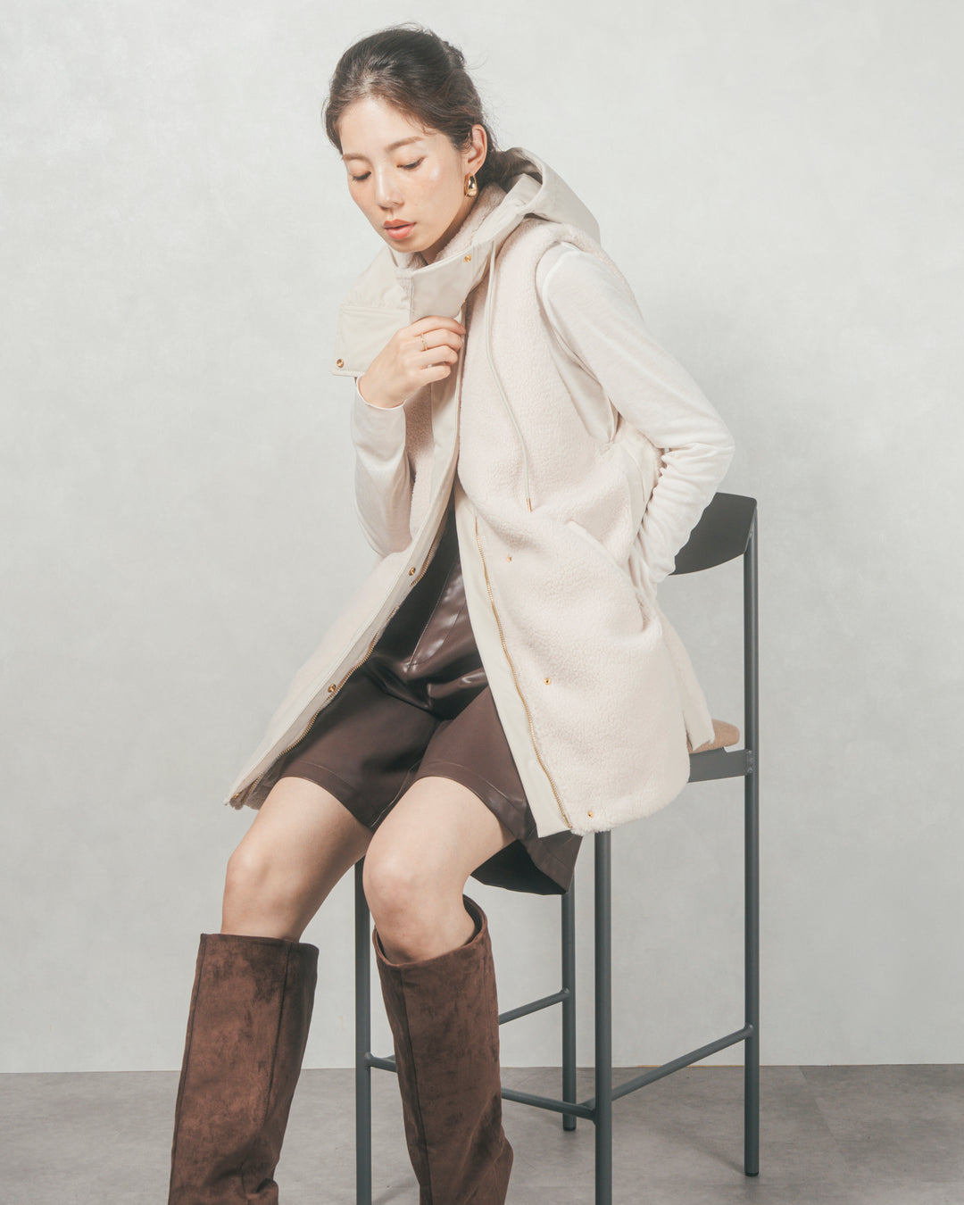 レザーライクハーフパンツ (BROWN)