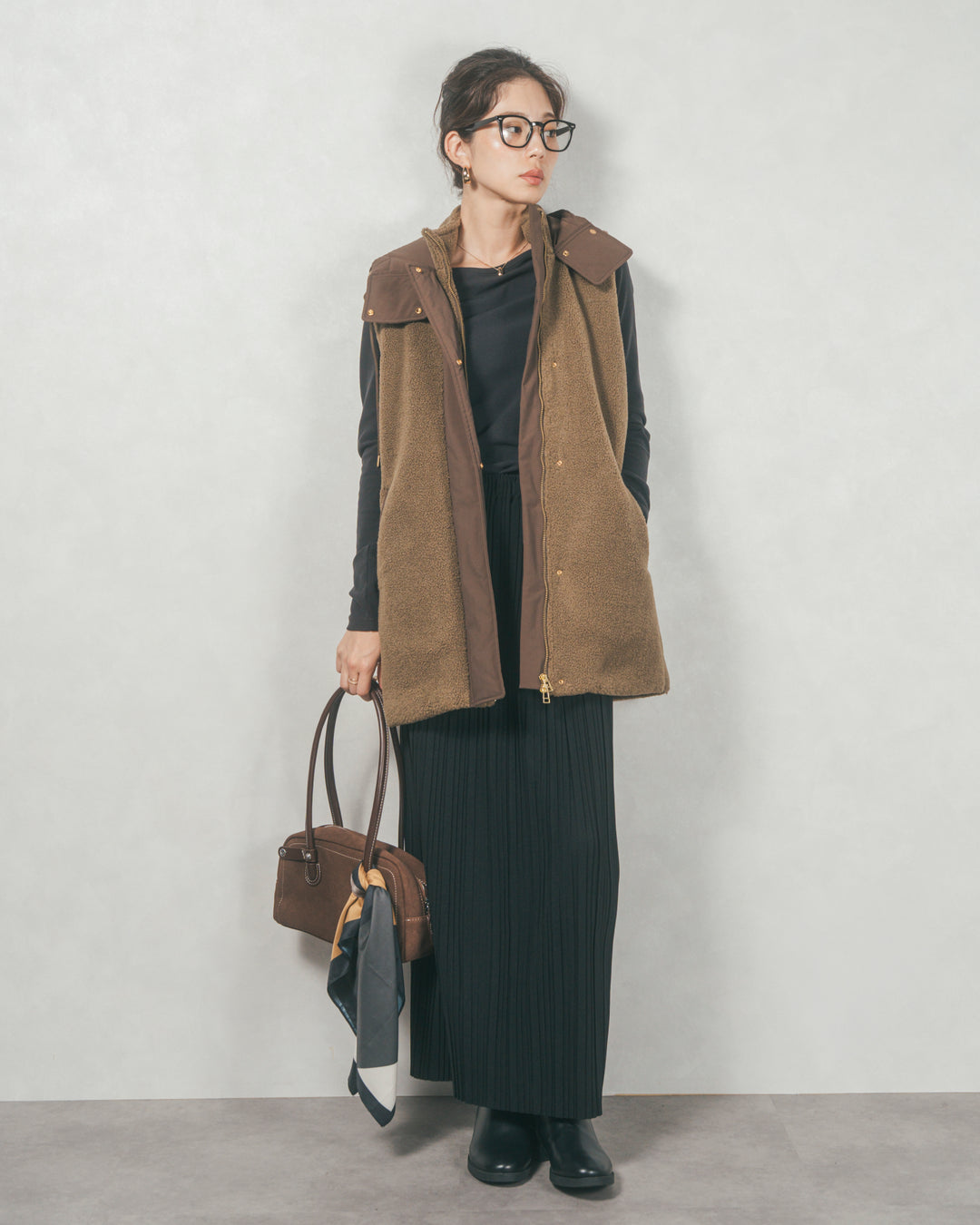 ボアxナイロン フーディーベスト (KHAKI)