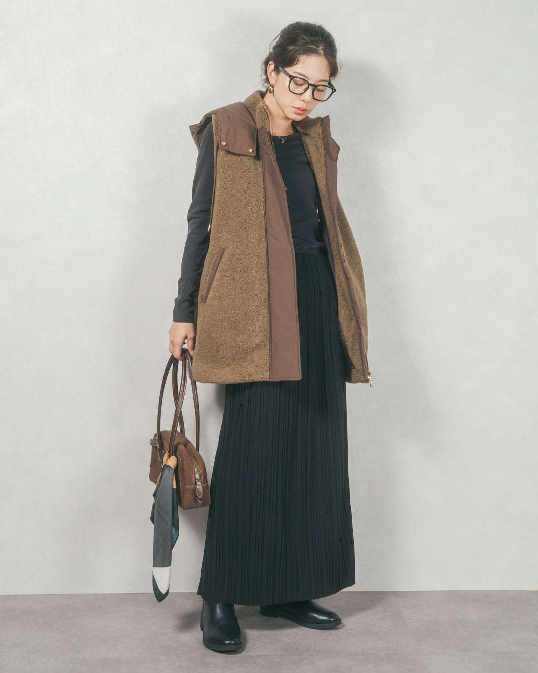 ボアxナイロン フーディーベスト (KHAKI)