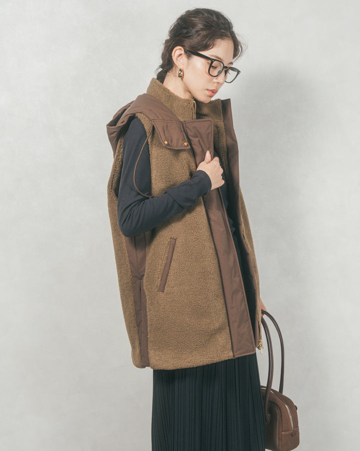 ボアxナイロン フーディーベスト (KHAKI)