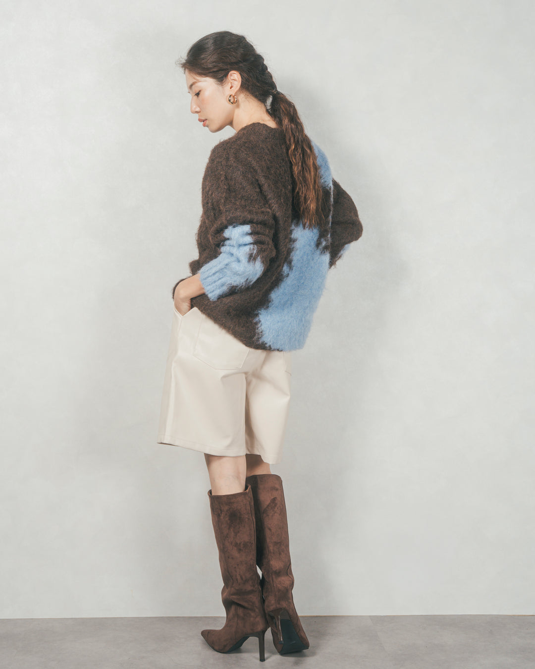 レザーライクハーフパンツ (IVORY)