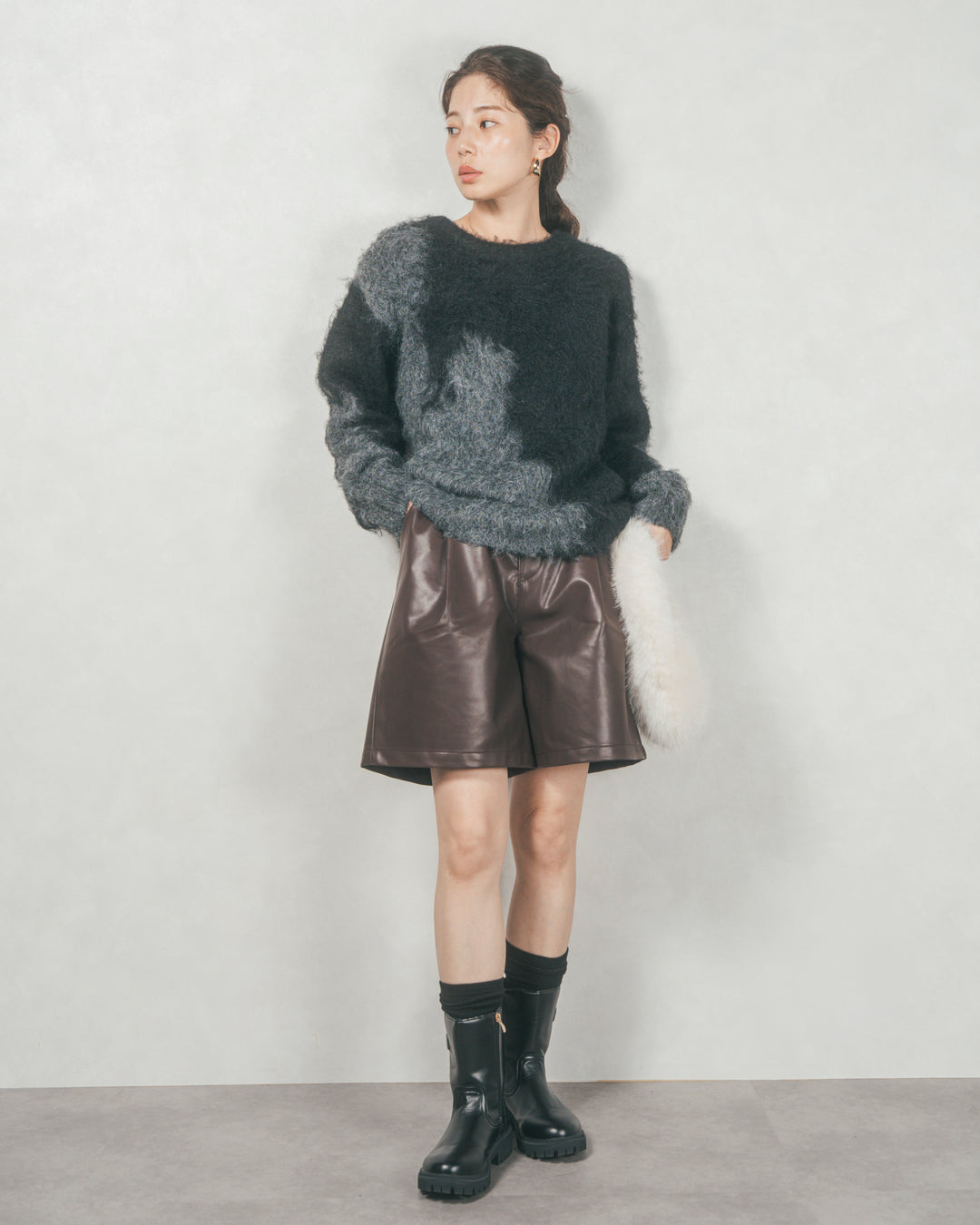 レザーライクハーフパンツ (BROWN)