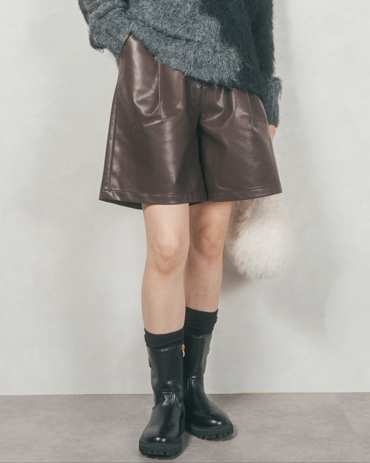 レザーライクハーフパンツ (BROWN)