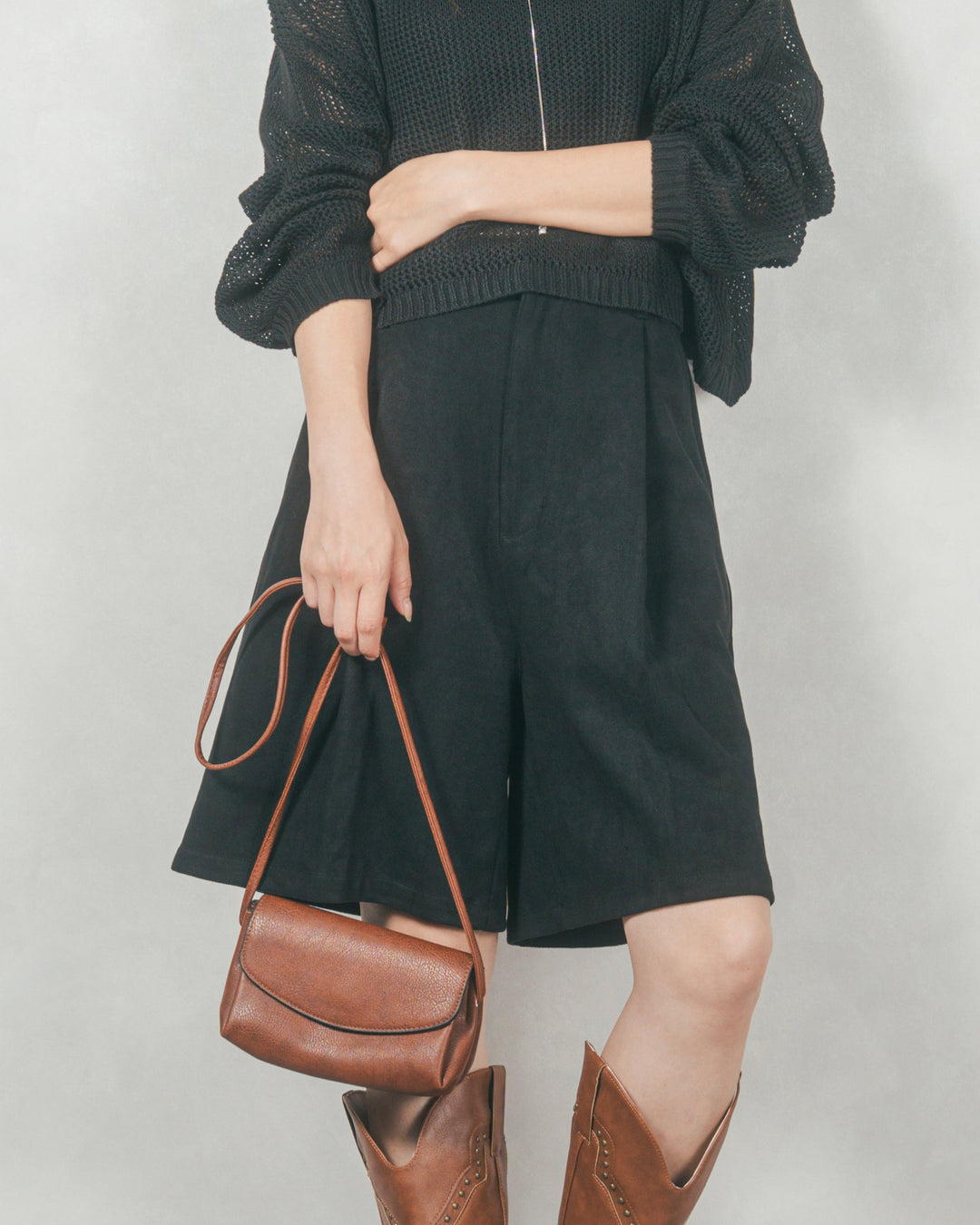 スウェードライクハーフパンツ (BLACK)