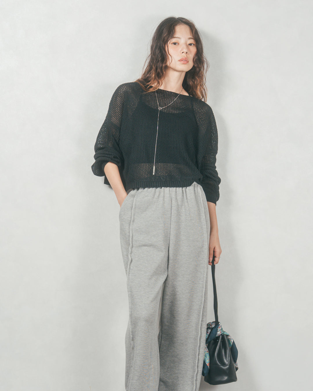 クロップドメッシュニット( BLACK)