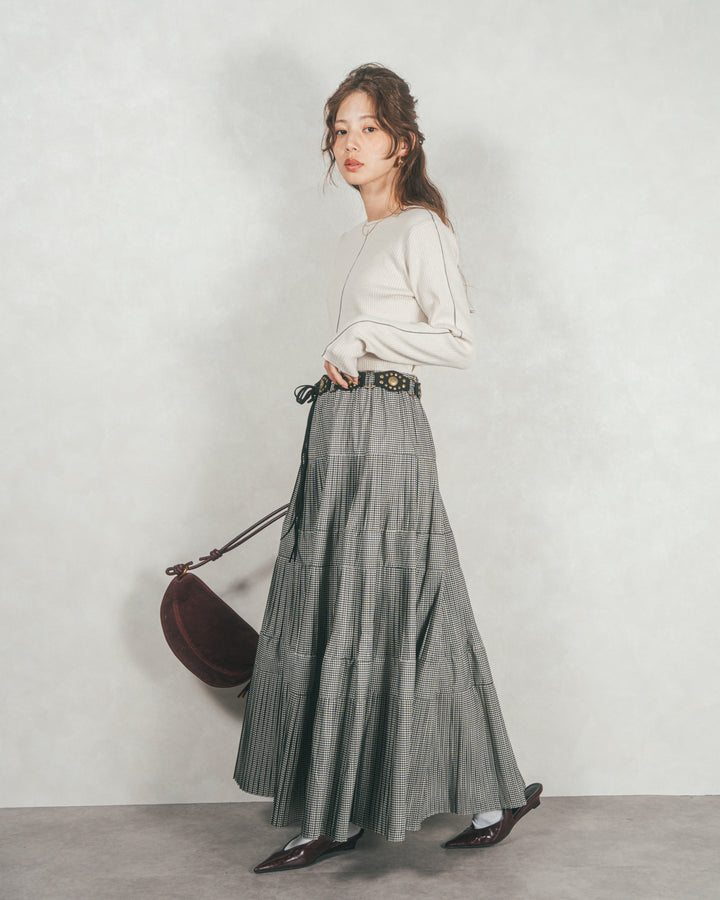 Line Rib クルーネックニット（IVORY)