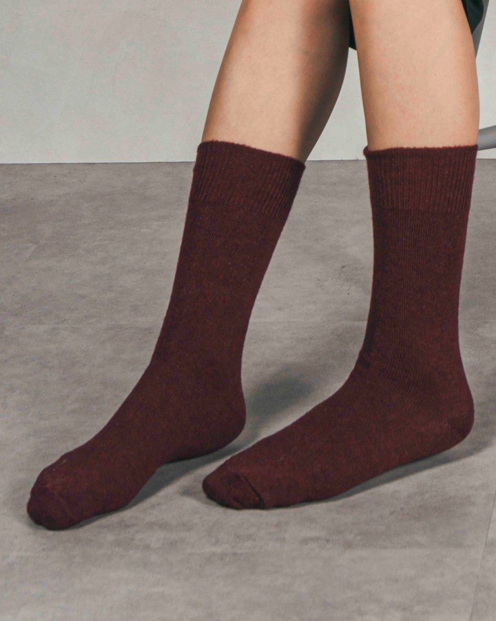 ［SET］ボリュームフリンジ Shaggyマフラー+Cozyアンゴラ混ソックス（2SET）