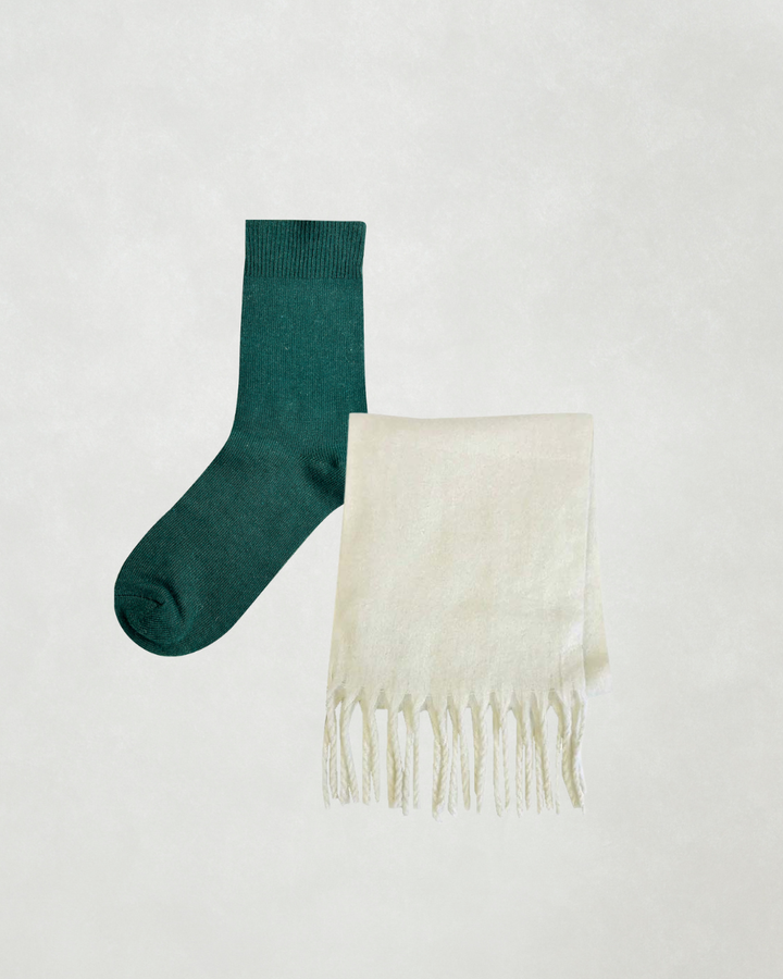 ［SET］ボリュームフリンジ Shaggyマフラー+Cozyアンゴラ混ソックス（2SET）