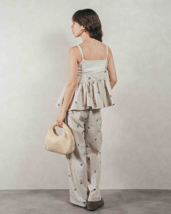 ［SET］Flower刺繍　ボリュームキャミ + Flower刺繍　タックパンツ（2SET）