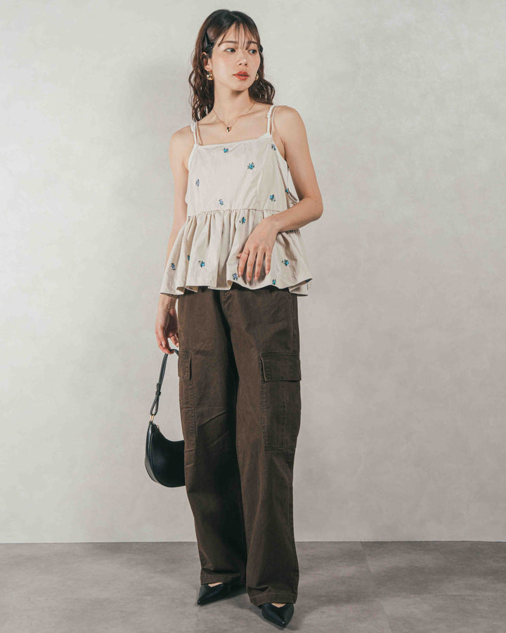 ［SET］Flower刺繍　ボリュームキャミ + ピグメントツイルカーゴパンツ（2SET）
