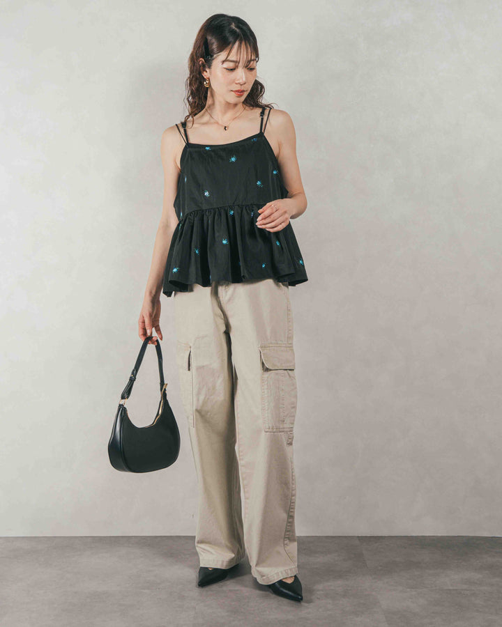 ［SET］Flower刺繍　ボリュームキャミ + ピグメントツイルカーゴパンツ（2SET）