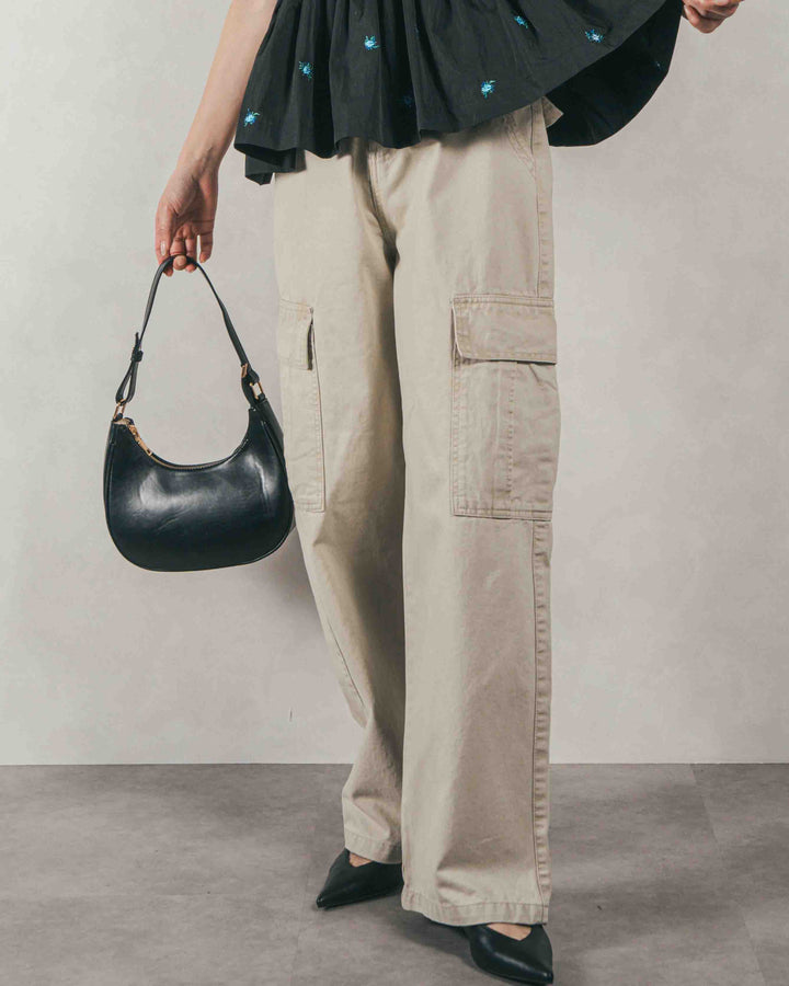 ［SET］Flower刺繍　ボリュームキャミ + ピグメントツイルカーゴパンツ（2SET）