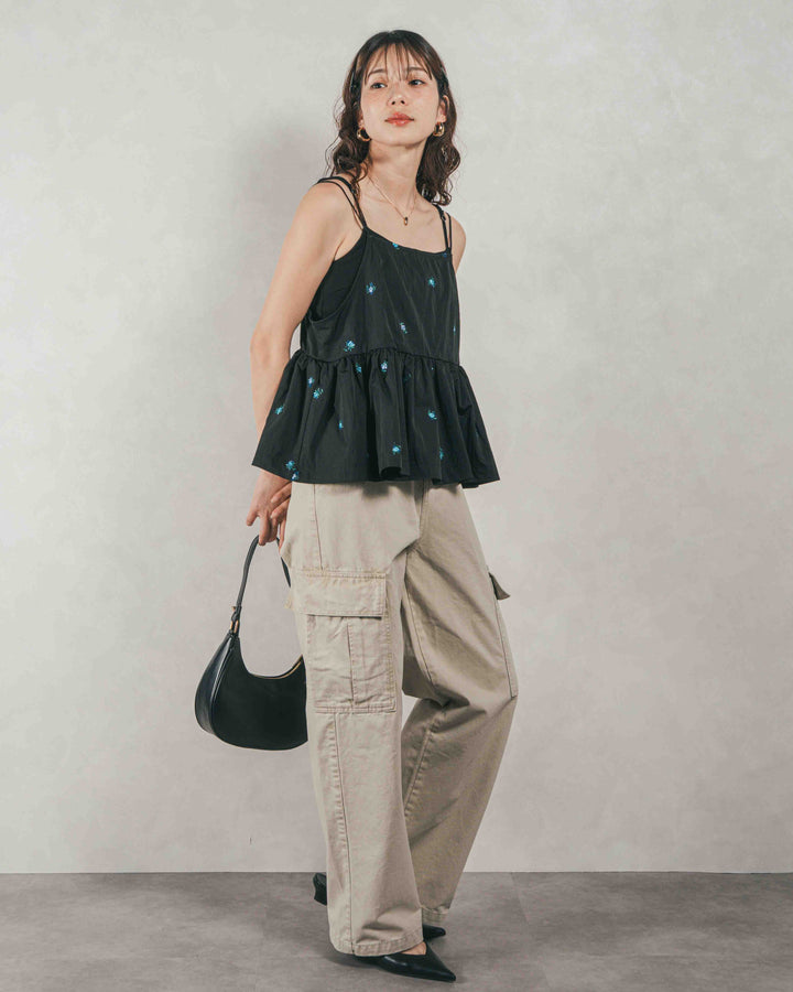 ［SET］Flower刺繍　ボリュームキャミ + ピグメントツイルカーゴパンツ（2SET）