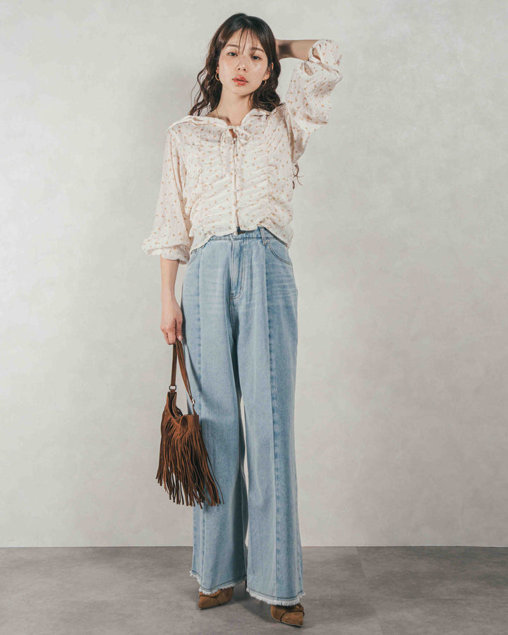 ［SET］Flowerプリントフリルブラウス + 10oz ニュアンスバイカラー リラックスワイドデニム（2SET）