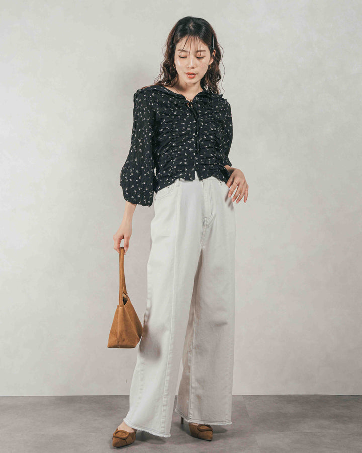 ［SET］Flowerプリントフリルブラウス + 10oz ニュアンスバイカラー リラックスワイドデニム（2SET）