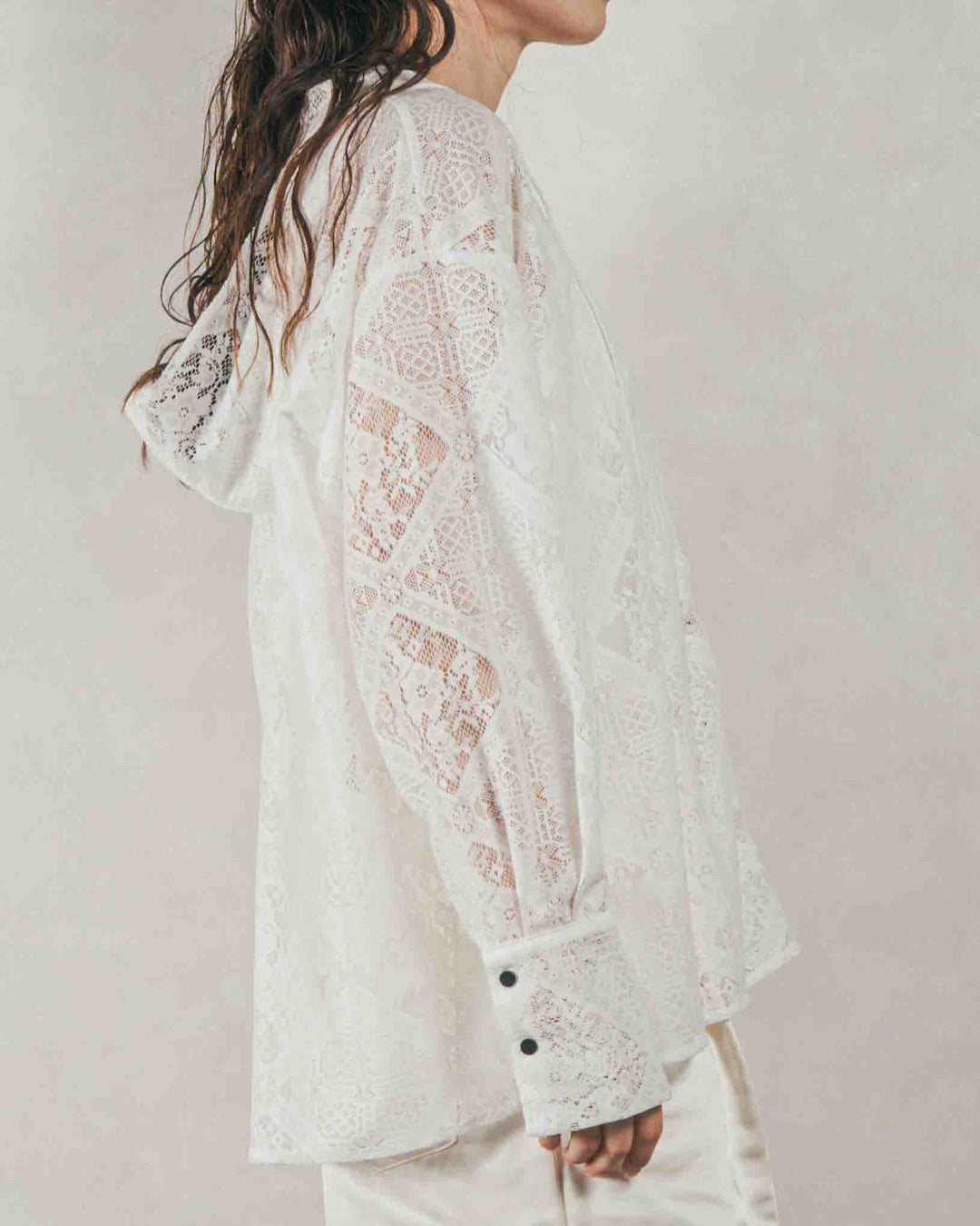 ［SET］Blockレース フーディーブラウス + Blockレース ストレートパンツ（2SET）