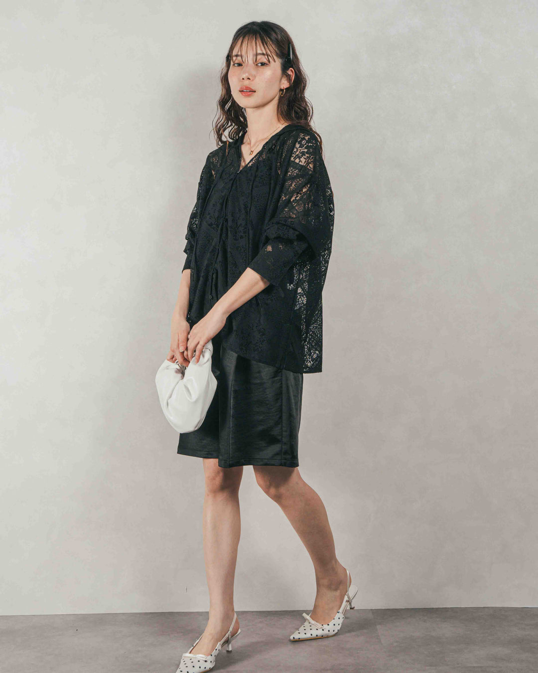 ［SET］Blockレース　フーディーブラウス + Vintageサテンハーフパンツ（2SET）