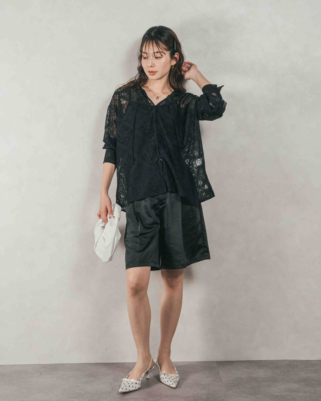 ［SET］Blockレース　フーディーブラウス + Vintageサテンハーフパンツ（2SET）