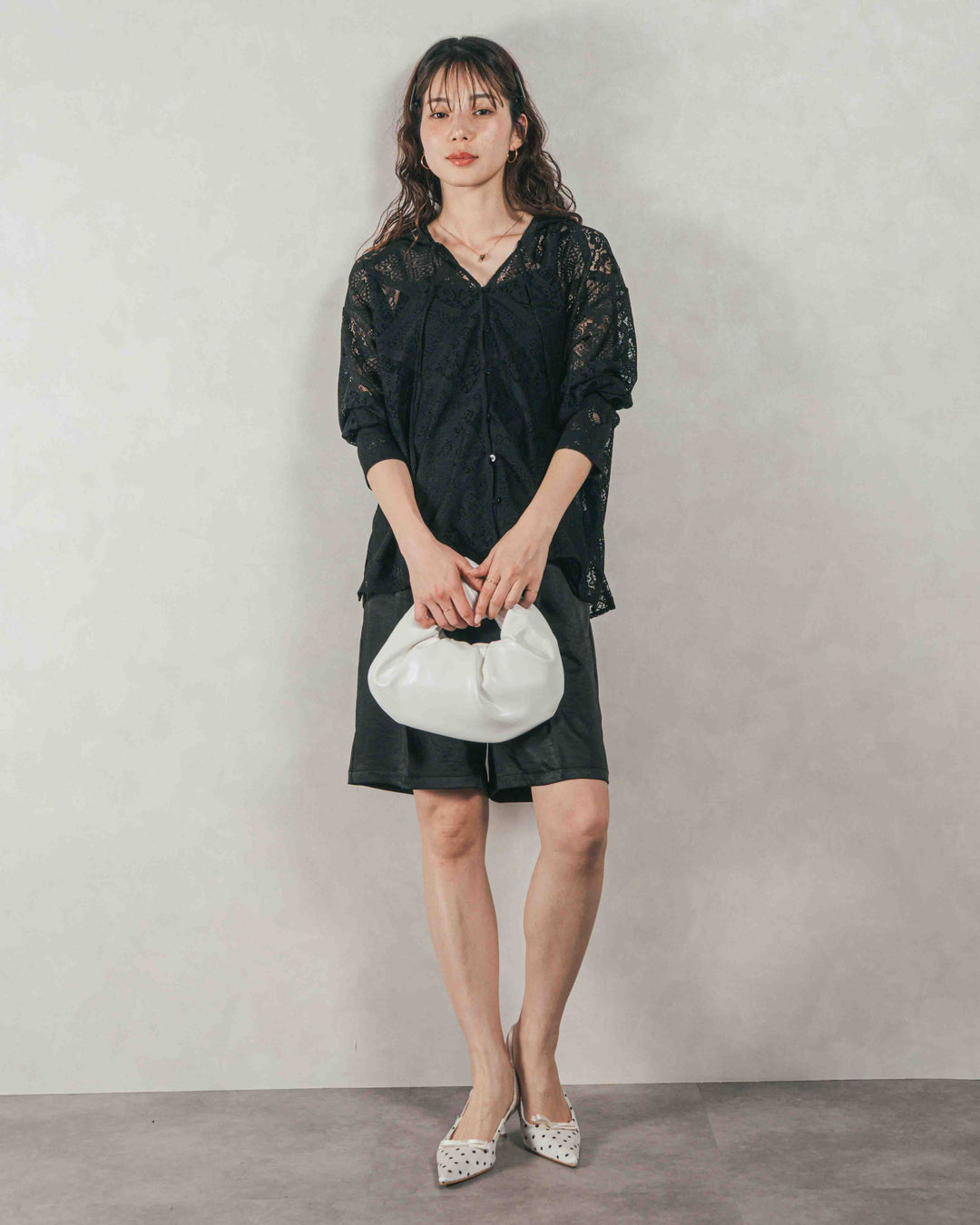 ［SET］Blockレース　フーディーブラウス + Vintageサテンハーフパンツ（2SET）