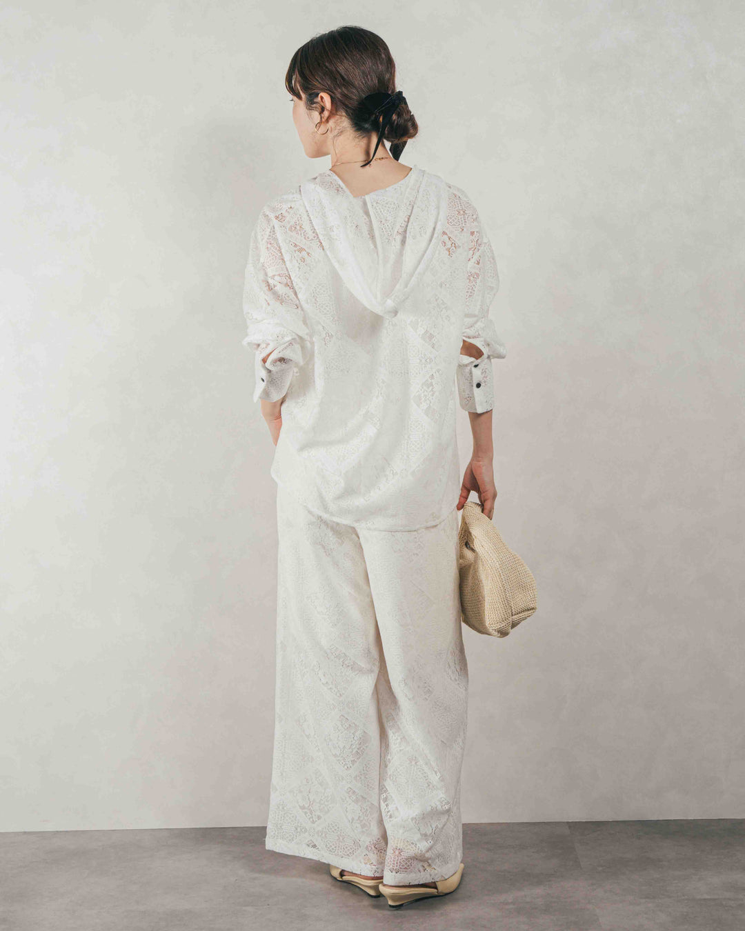 ［SET］Blockレース フーディーブラウス + Blockレース ストレートパンツ（2SET）