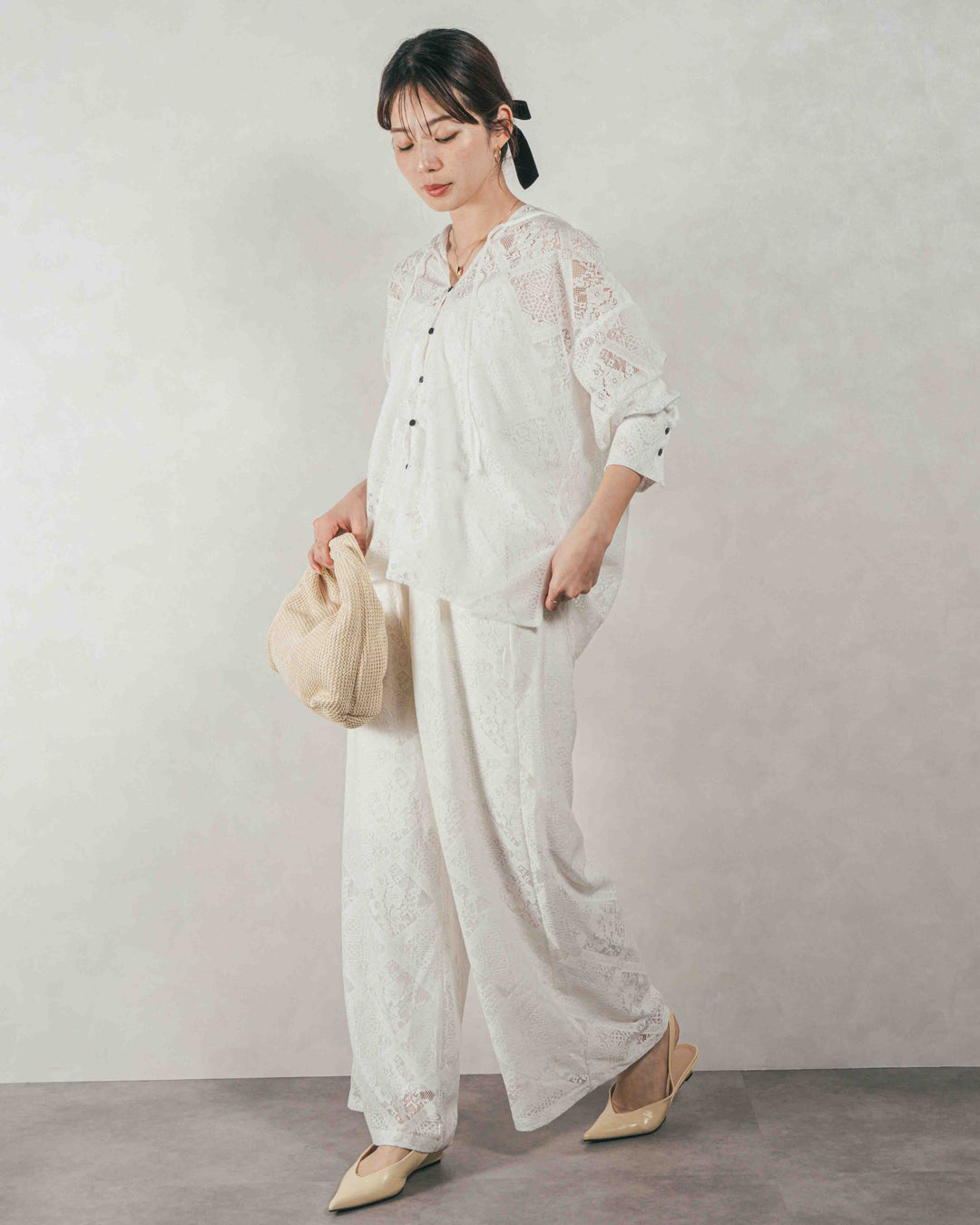 ［SET］Blockレース フーディーブラウス + Blockレース ストレートパンツ（2SET）