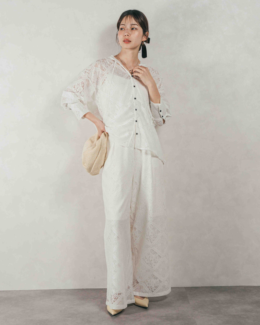 ［SET］Blockレース フーディーブラウス + Blockレース ストレートパンツ（2SET）