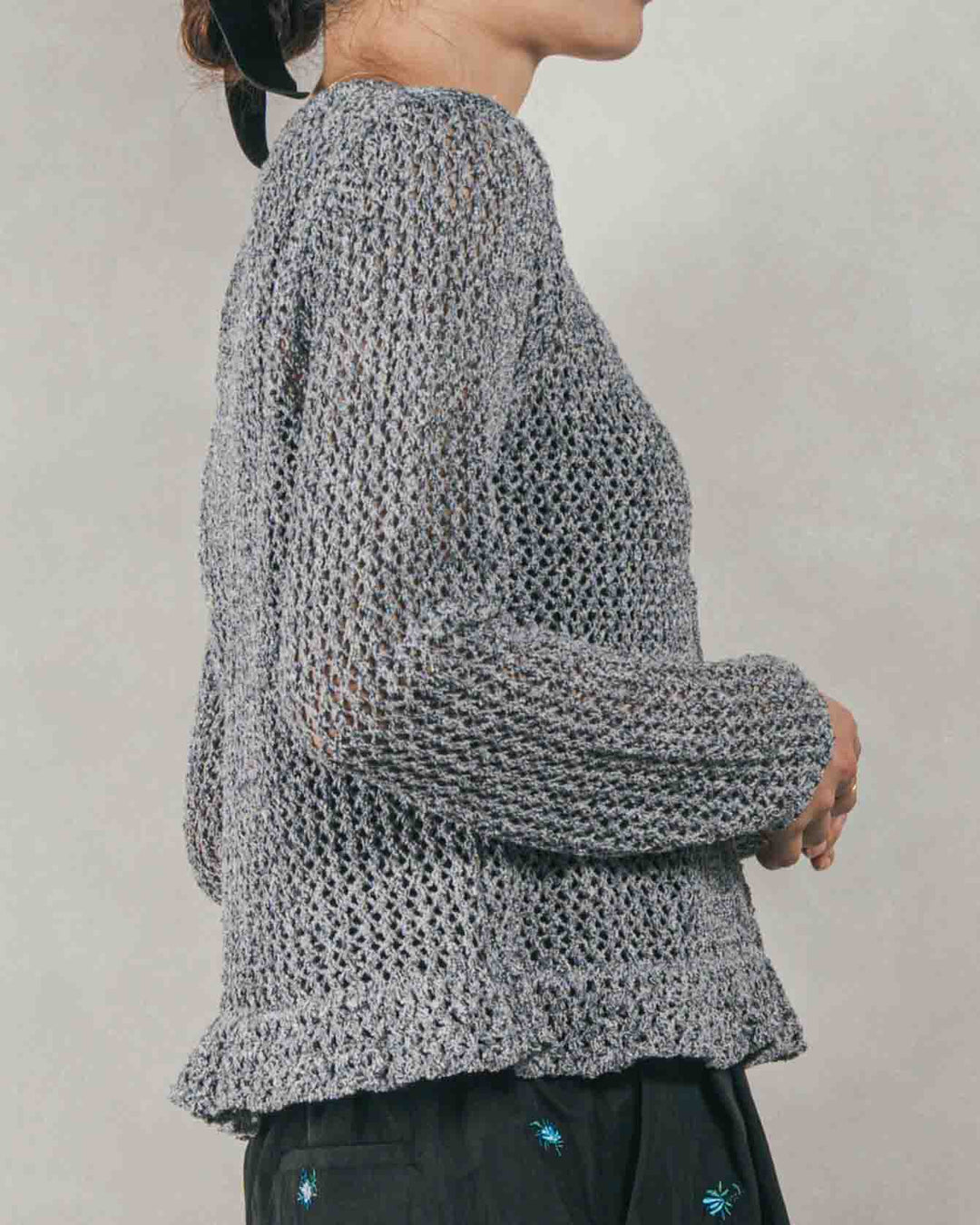 ［SET］Mixメッシュ Vネックカーデ + Flower刺繍　タックパンツ（2SET）