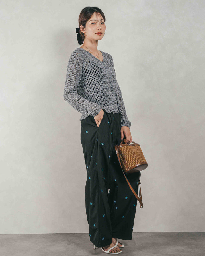 ［SET］Mixメッシュ Vネックカーデ + Flower刺繍　タックパンツ（2SET）