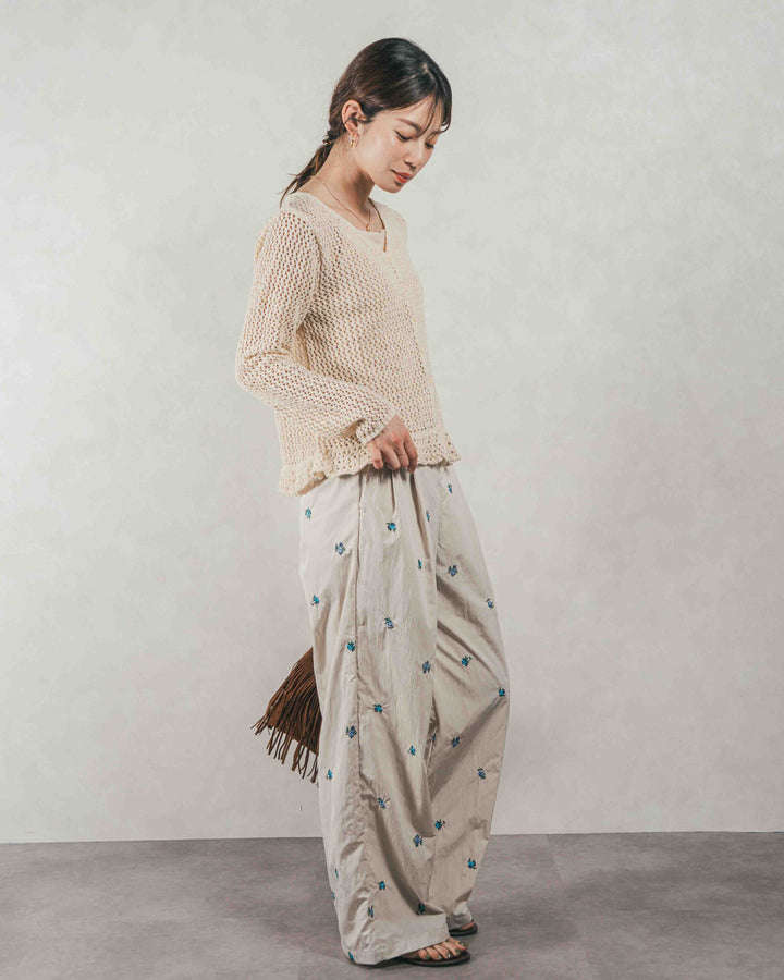 ［SET］Mixメッシュ Vネックカーデ + Flower刺繍　タックパンツ（2SET）