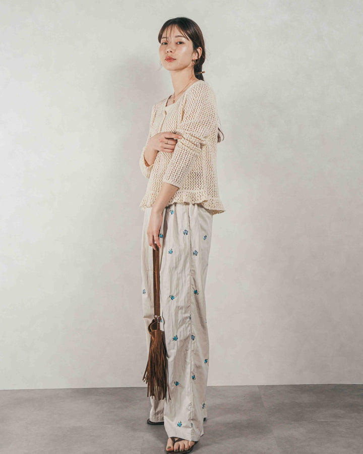 ［SET］Mixメッシュ Vネックカーデ + Flower刺繍　タックパンツ（2SET）