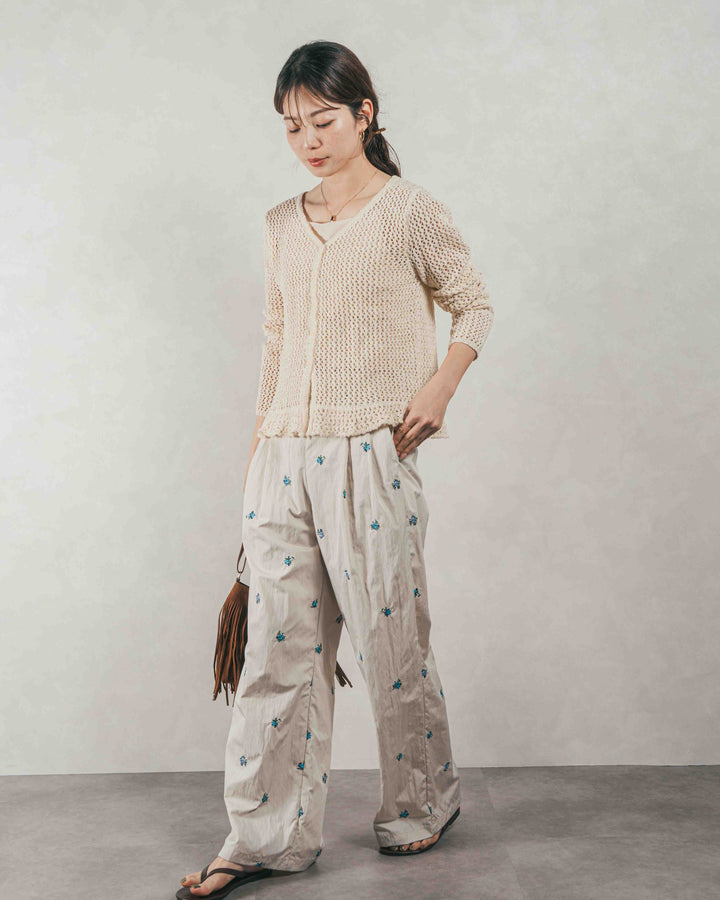 ［SET］Mixメッシュ Vネックカーデ + Flower刺繍　タックパンツ（2SET）