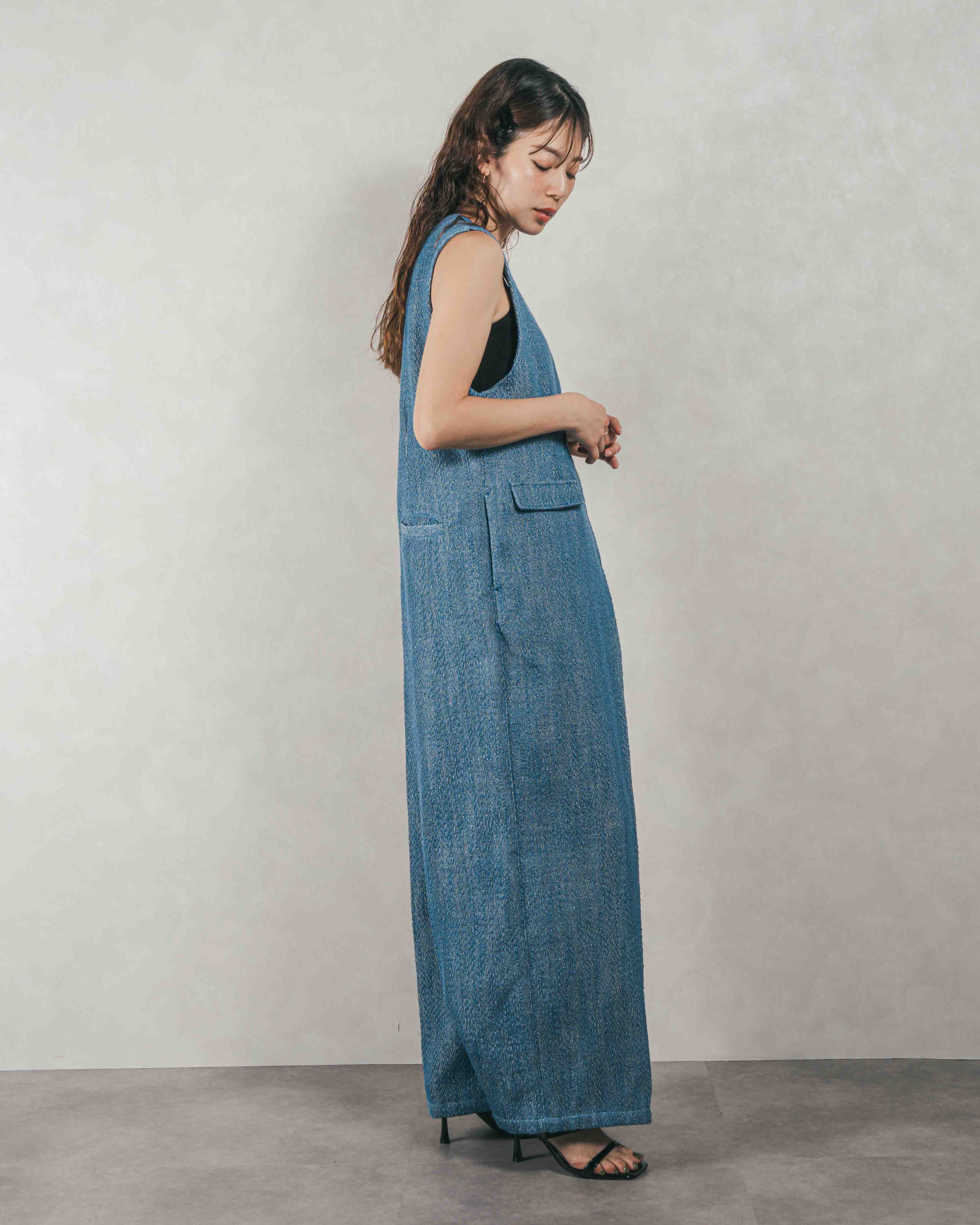 【限定SALE】デニムライクヘリンボーンサロペット/BLUE リュミエ同型 デニムライク へリンボーンサロペット – KaLae