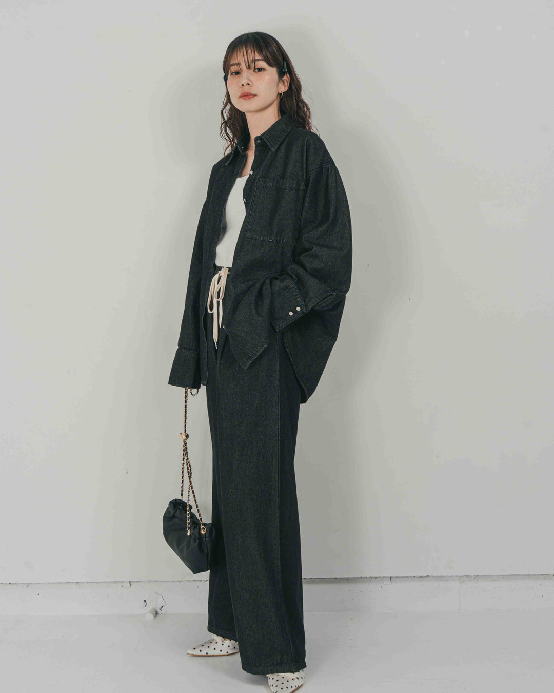 ［SET］Airy Denim オーバーシャツ + Airy Denim ワイドパンツ（2SET）